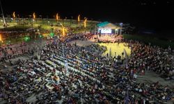 Suzan Kardeş Didim lavanta festivalinde sahne aldı