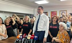 CHP İzmir'de görevden alınan yönetimden 'Gitmiyoruz' resti