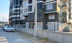5'inci kattan düşen kadın hayatını kaybetti