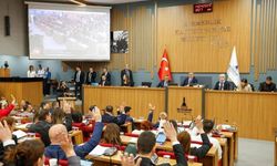 Büyükşehir Meclisi'nde istifa sonrası uzlaşı: Tartışmalı kararlardan geri adım atıldı
