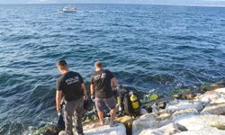 Kuşadası'nda dev dalgalara kapılan 4 kişi hayatını kaybetti