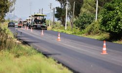 Efes Selçuk'ta 35 yıllık yollar yenileniyor