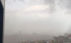 Kuvvetli fırtına şehri esir aldı