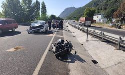 Manisa-Turgutlu yolunda feci kaza: Kazaya karışan hemşire çift seferber oldu