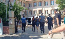 Polisi peşinden koşturan kadın sokağı birbirine kattı!