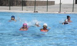 Kuşadası'nda ücretsiz Yaz Spor Okulları kapılarını açtı