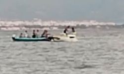 Jet ski ters döndü, sürücü dalgaların arasında kaldı!