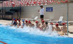 Manisa Şehzadeler’de yüzme kursları başladı