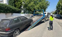 Manisa’da sokaklar hurdalardan temizleniyor: Kaldırılmayan araçlar yediemine çekilecek!