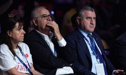 Mehmet Akif Üstündağ: Bu ülkeye bu güzellikleri yaşattıkları için tebrik ederim