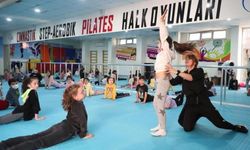 Merkezefendi’de minik cimnastikçiler yazı sporla geçiriyor
