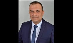 Ağaca asılı halde ölü bulundu