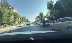 Saniyelerin önemli olduğu yerde skandal: Düğün konvoyu ambulans kapısına park etti