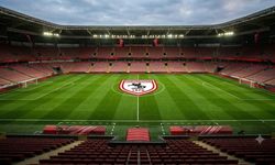 Samsunspor orta sahaya dinamo buldu: 26 yaşındaki İskoç yıldız imzayı attı!