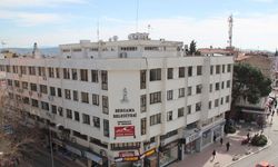 Bergama’da tarihi kopuş: Tanju Çelik 19 meclis üyesiyle YENİ Parti’ye geçti