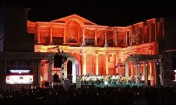 Lidya’nın başkentinde sanat rüzgârı: Carmina Burana ayakta alkışlandı