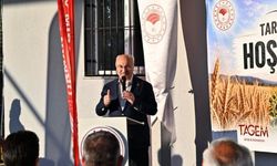 Vali Köşger bereket hasadına katıldı: Üretmekten başka çaremiz yok
