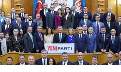 YENİ Parti'nin ilk grup toplantısında slogan atıldı