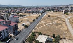Bergama’da yollar yenileniyor, ulaşım daha güvenli hale geliyor