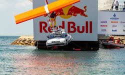 Hafta sonu Caddebostan'da çılgınlık başlıyor! Red Bull uçuş günü 2026 saat kaçta, hangi kanalda?