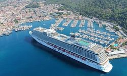 Dev kruvaziyer 'Aroya Manara' Marmaris’te! 10 seferlik dev program başladı