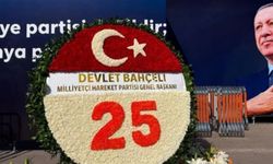 Bahçeli'den AK Parti'nin 25. yıl kutlamalarına özel çelenk