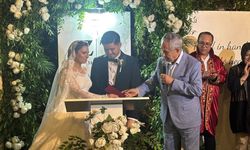 Bülent Arınç nikâh şahidi oldu