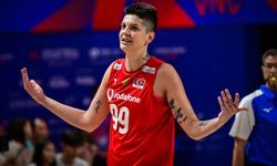 Ebrar Karakurt Filenin Sultanları'na veda mı ediyor? Ebrar Karakurt maçlarda neden yok?