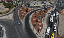 ESBAŞ Kavşağı yeni peyzajıyla dikkat çekiyor