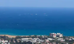 Girne açıklarında 279 yolculu bir gemi battı
