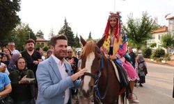 Nikfer’de Gurbetçi Şenliği coşkusu yaşandı