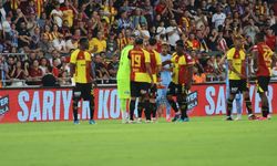 Gürsel Aksel'de ilk yarı bitti: İsmail Köybaşı sahalara veda etti!