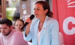 Yeni Parti Manisa İl Başkanı İlksen Özalper'in gözaltına alınmasına tepki yağdı