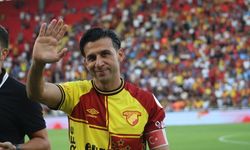 İsmail Köybaşı son maçına çıktı: Karşılaşma öncesi duygusal anlar yaşandı!