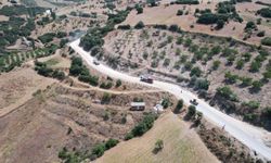 Kula’da 10 yıllık yol çilesi sona eriyor: Büyükşehir ekipleri sahada