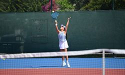 Kuşadası’nda ulusal tenis heyecanı: 191 minik raket kortta