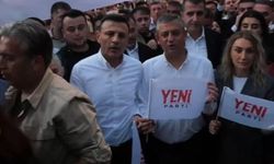 YENİ Parti Genel Başkanı Özgür Özel, İmamoğlu için yürüdü