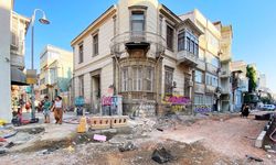 Bitmeyen kazı, dinmeyen öfke: Alsancak şantiyeye döndü, esnaf iflasın eşiğinde