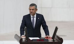 Özel’den ‘çerçeve yasa’ çıkışı: Cumhuriyet’e bağlılık korkuyla değil, eşitlikle güçlenir