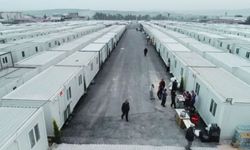 İzmir’den Antakya’ya eğitim köprüsü: Kemeraltı esnafı kitap kampanyası başlattı