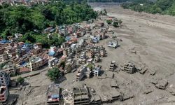 Nepal’de sel faciası! Bilanço ağırlaşıyor: 469 can kaybı, 10 bin evsiz