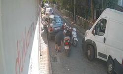 Film sahnelerini aratmayan hırsızlık: Düşen 100 bin lira saniyeler içinde kayboldu!