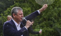 Özgür Özel’den ev kadınlarına emeklilik vaadi: Kreş de iş de devletin sorumluluğu
