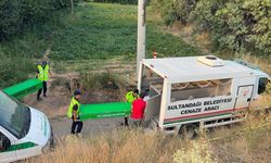 Şarampole devrilen araçtaki iki kişi can verdi