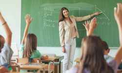 Öğretmen seminerleri online mı, yüz yüze mi yapılacak? MEB Eylül 2026 mesleki çalışma programı ve tarihleri