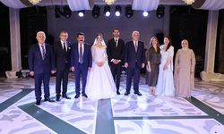 İyi Parti Denizli Milletvekili Yasin Öztürk kızını evlendirdi