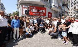 Aziz Kocaoğlu ve eski başkanlar YENİ Parti'ye katıldı
