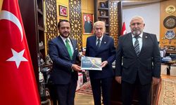 Yılmaz, Bahçeli’ye kongrelerin raporunu takdim etti