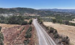 Gördes'te 27 yıllık yol çilesine tarihi asfalt çözümü