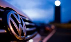 Volkswagen ve Audi’de direksiyon alarmı: Hangi modeller geri çağırılıyor?